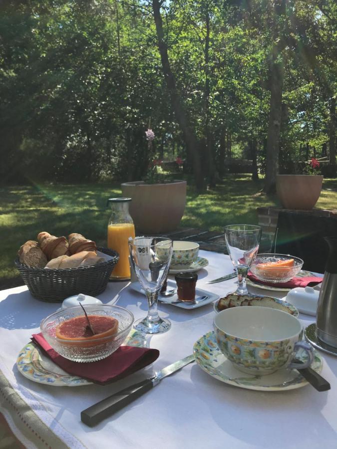 Les Vieux Guays Bed & Breakfast Cerdon  Luaran gambar