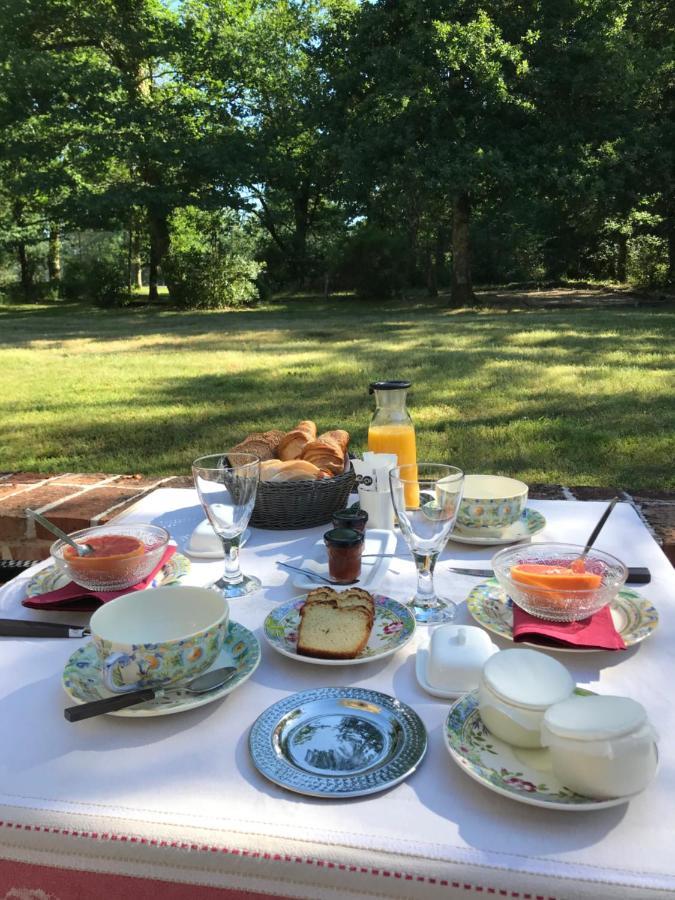 Les Vieux Guays Bed & Breakfast Cerdon  Luaran gambar