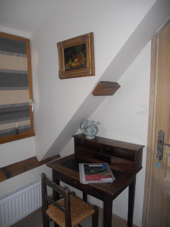 Les Vieux Guays Bed & Breakfast Cerdon  Bilik gambar