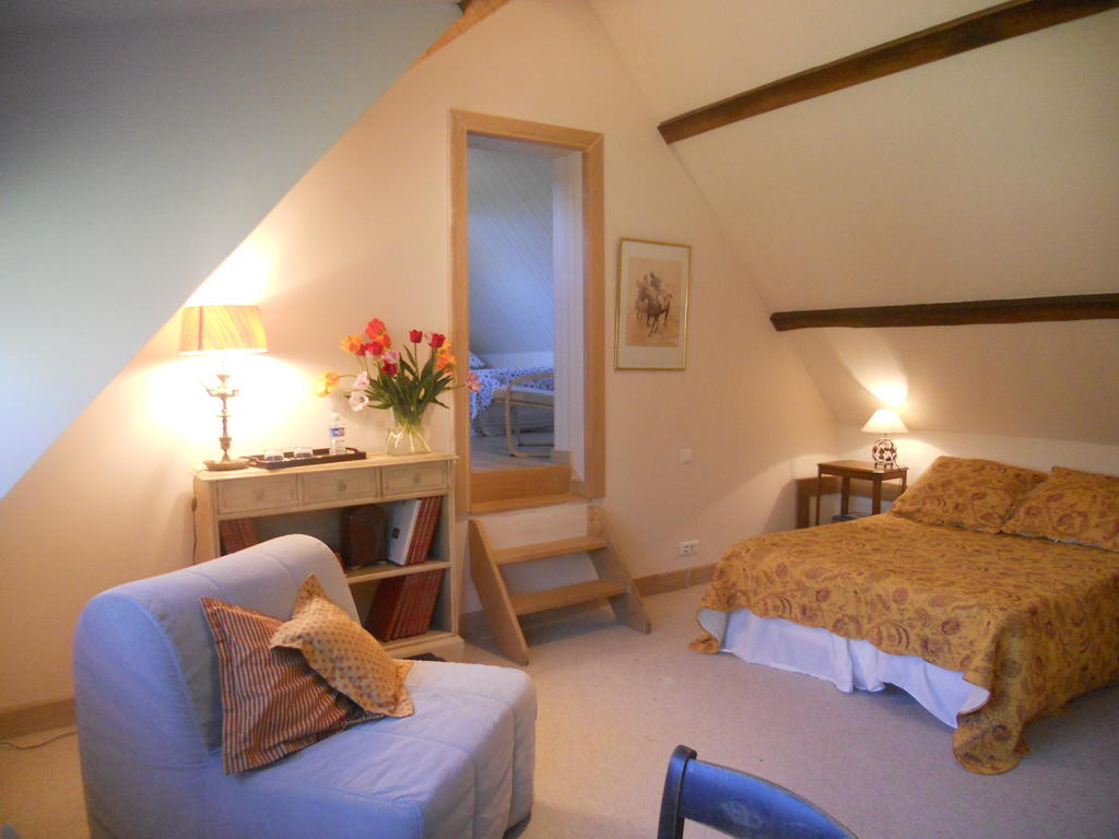 Les Vieux Guays Bed & Breakfast Cerdon  Bilik gambar